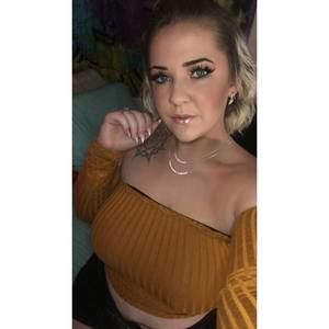 Meet your Posher, Aja